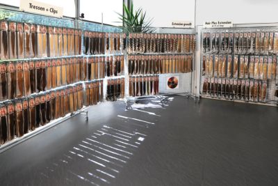 Lagerverkauf bei HairPlus AG – bis zu 50% Rabatt auf Extensions, Turbane & mehr